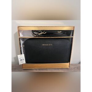 MICHAEL KORS Jet Set Large EW Xbody W/ WBG Leather Black NWT $ 198